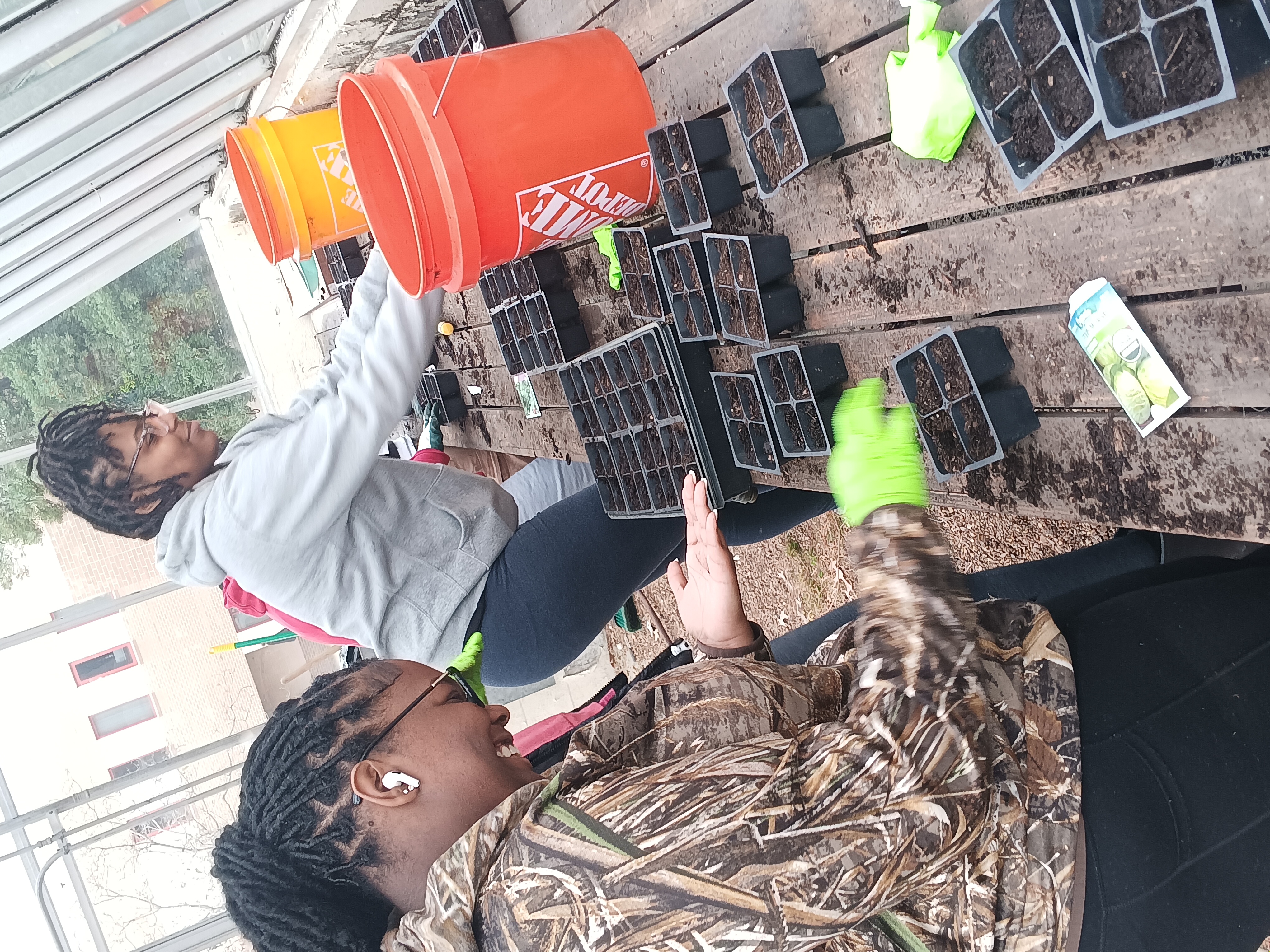 Students and Grow Saluqi Plant Future Harvest to Benefit Everbloom Farmacy